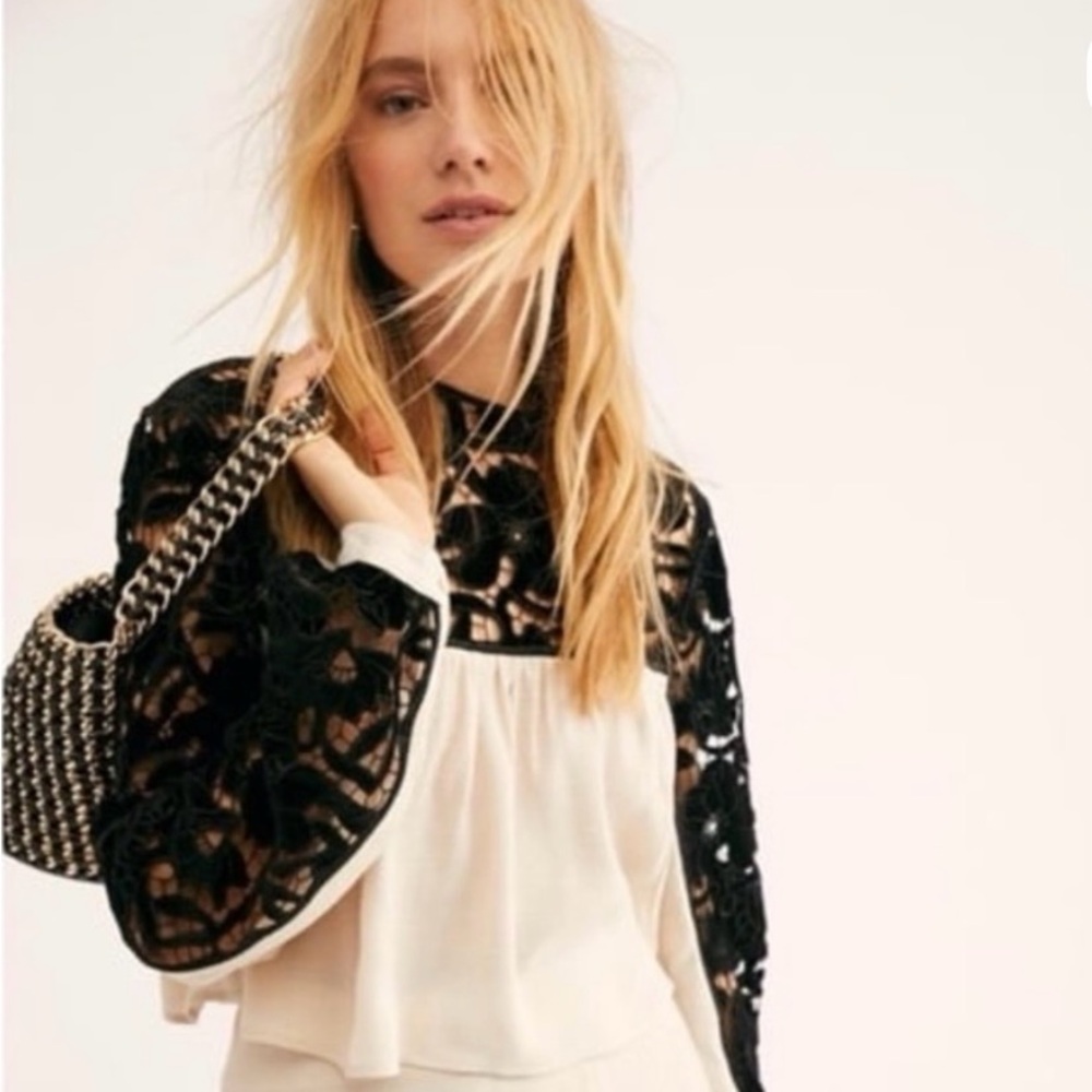 FREE PEOPLE - BLACK VELVET FLORAL LACE & LINEN TURTLENECK CROP TOP - SZ 4